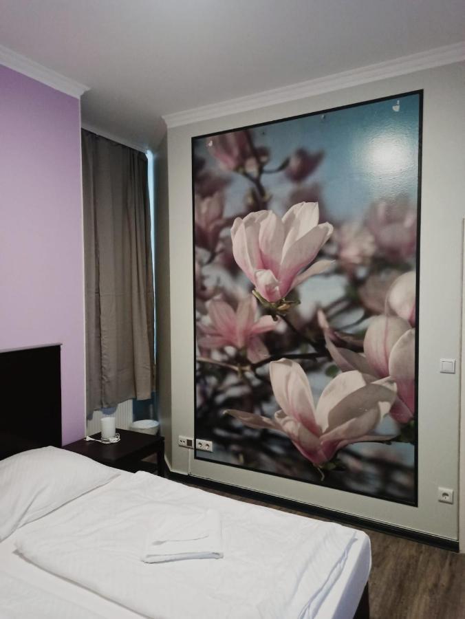 Two-Bedroom Apartment,1364008049:JPEG